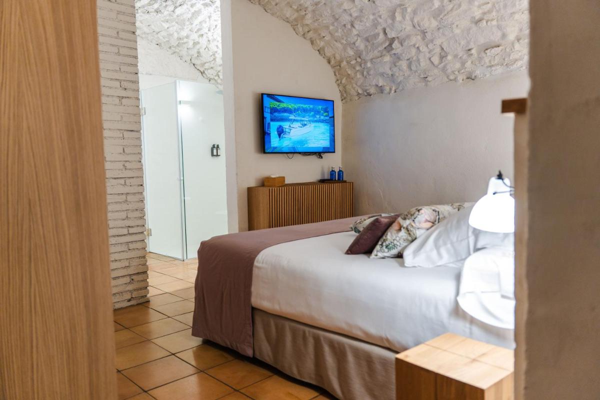 Hotel Boutique Monells Summum