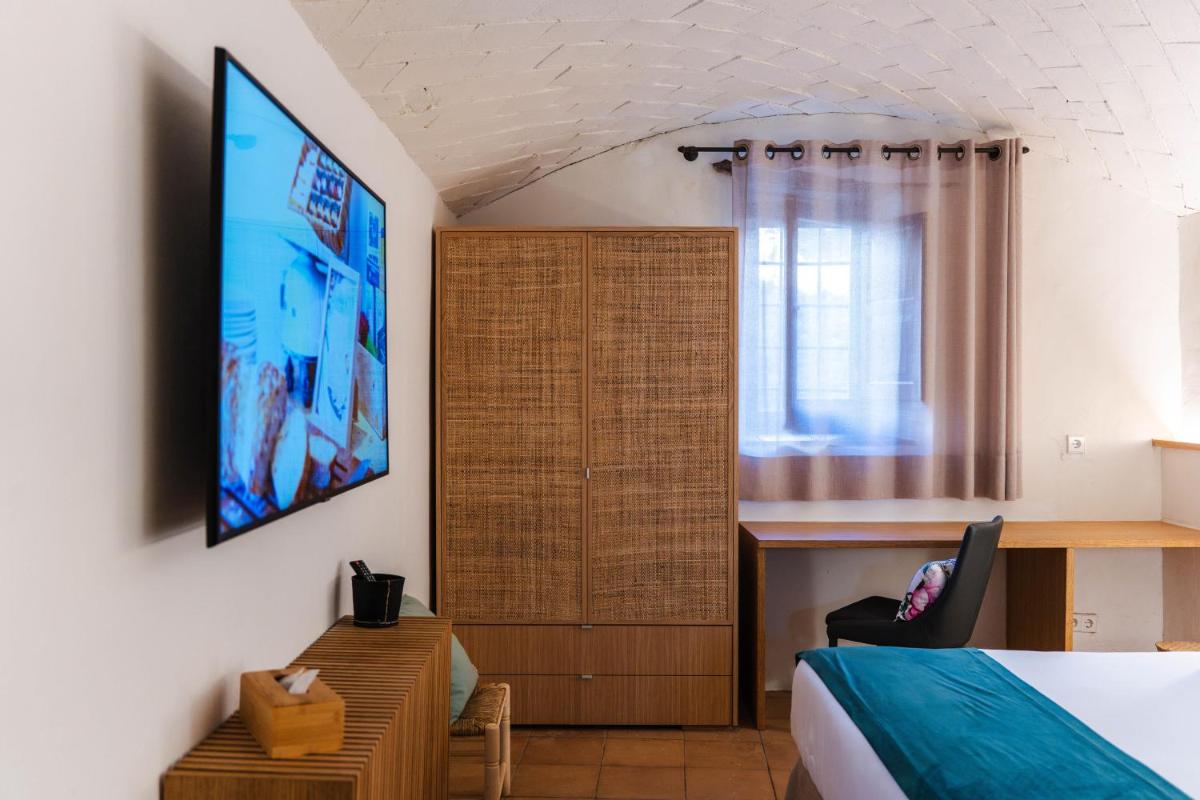 Hotel Boutique Monells Summum