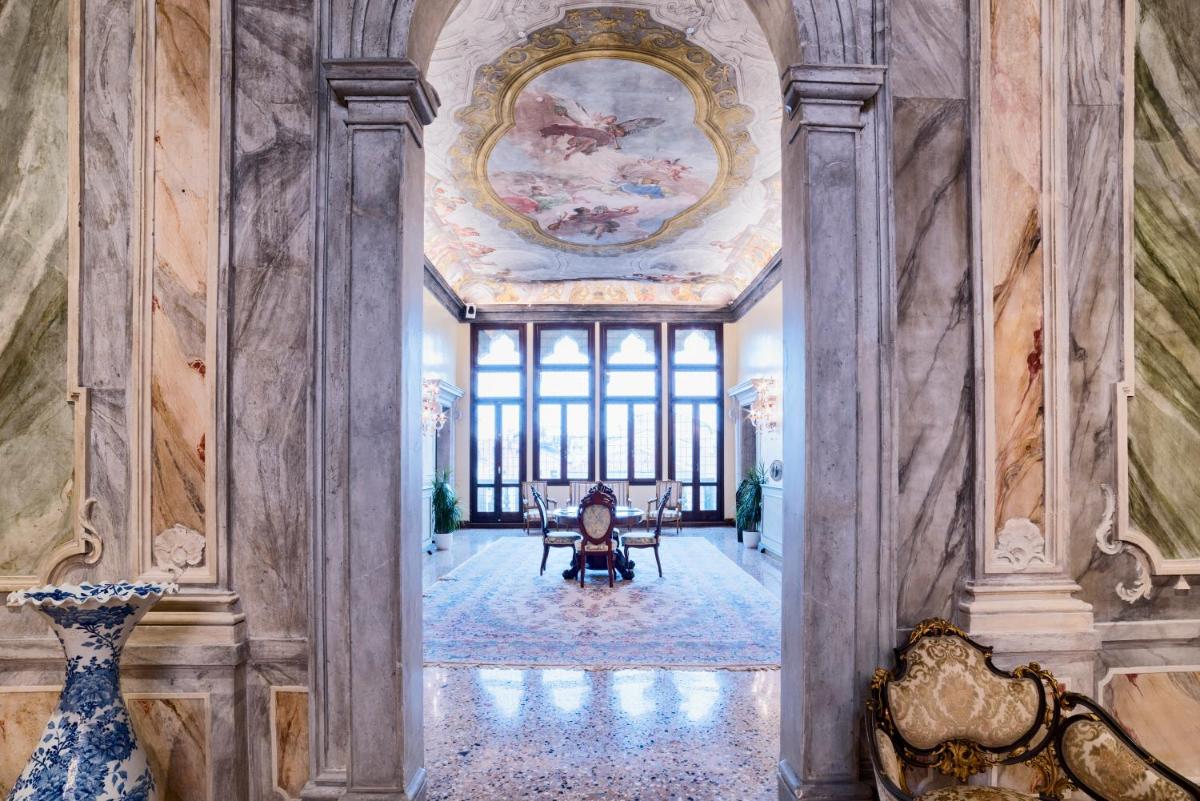 Hotel Nani Mocenigo Palace