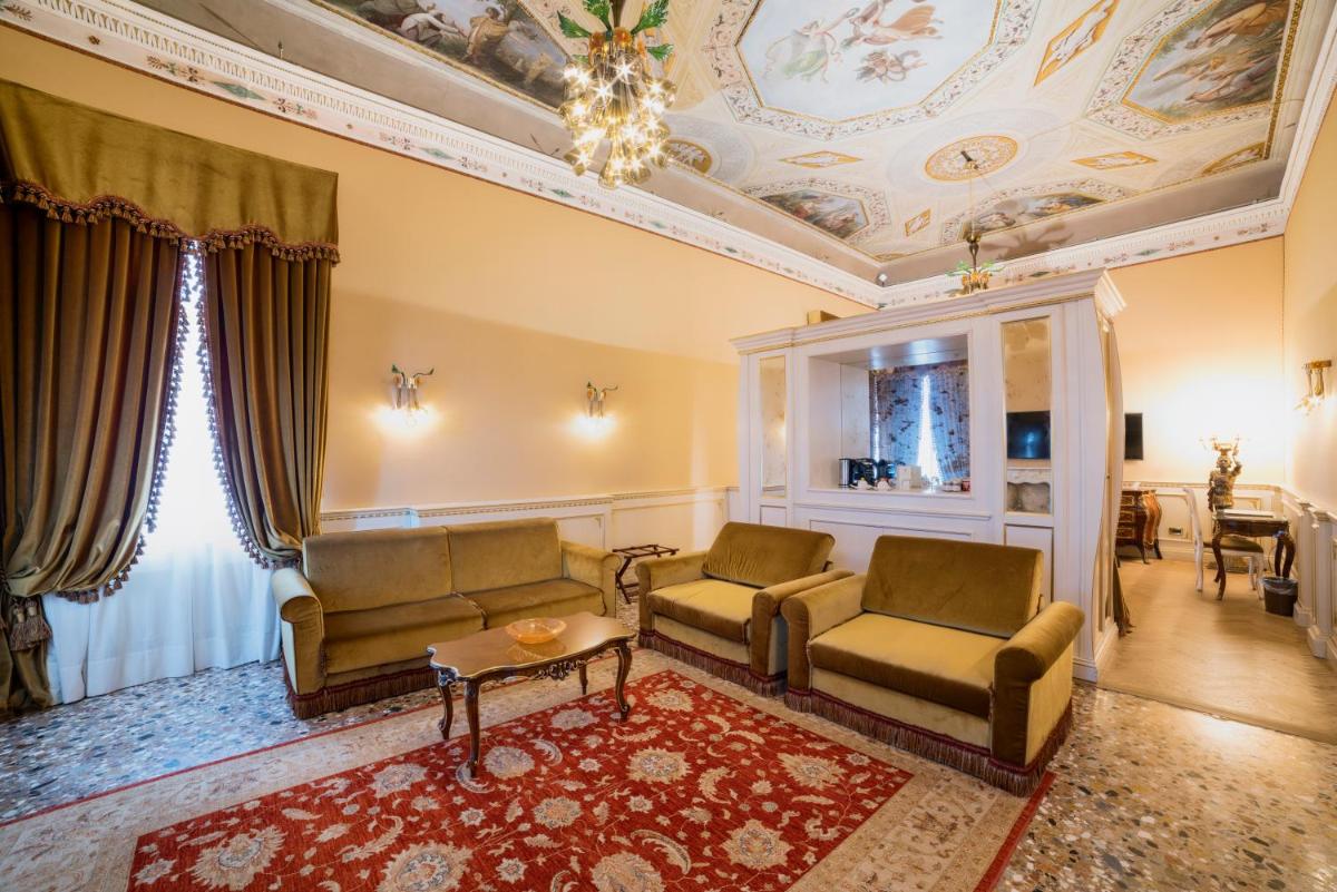 Hotel Nani Mocenigo Palace