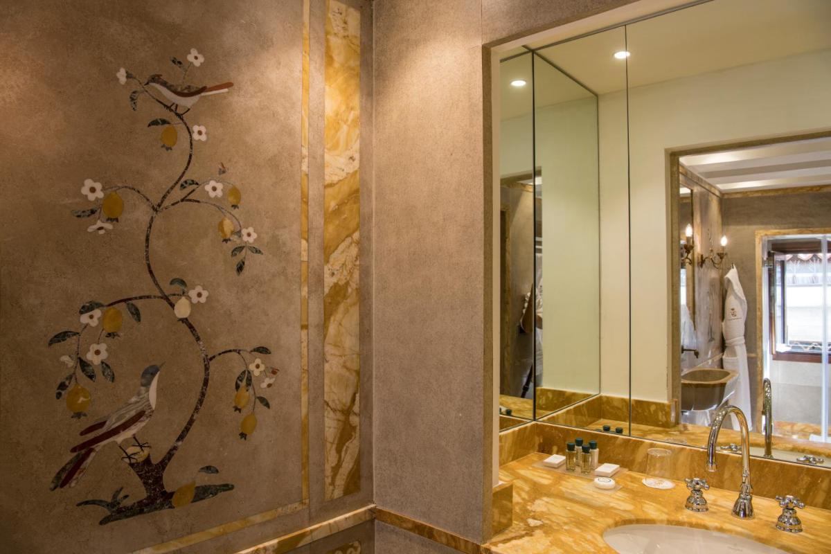 Hotel Nani Mocenigo Palace