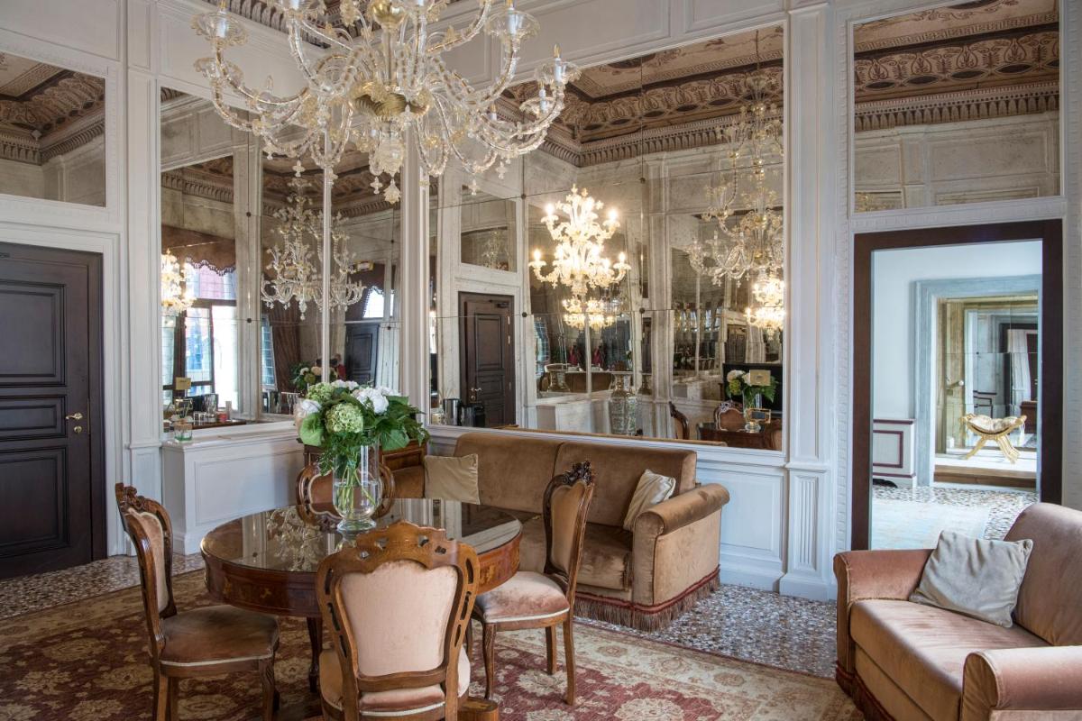 Hotel Nani Mocenigo Palace