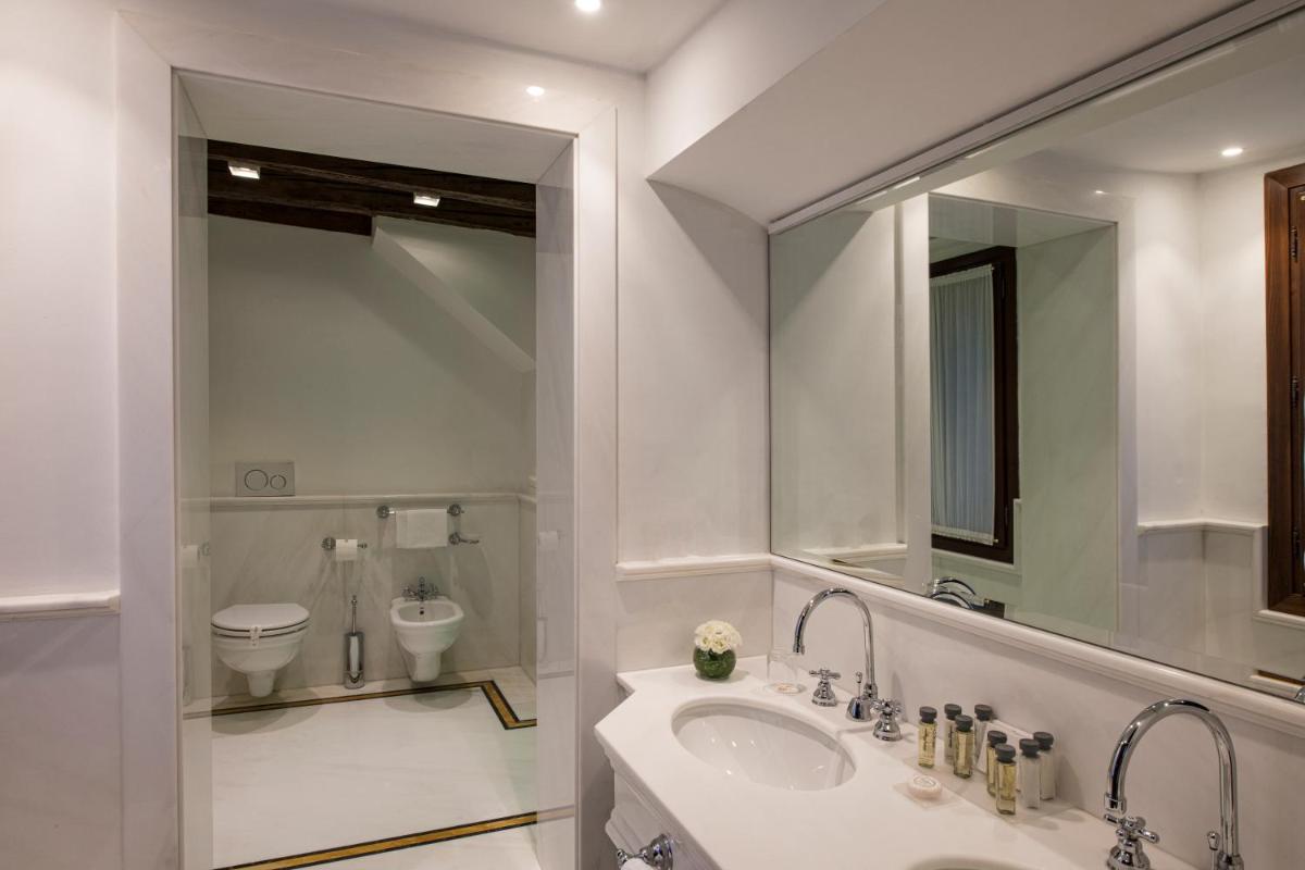 Hotel Nani Mocenigo Palace