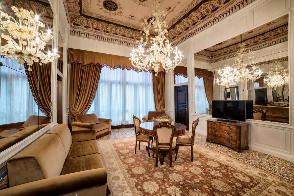 Hotel Nani Mocenigo Palace