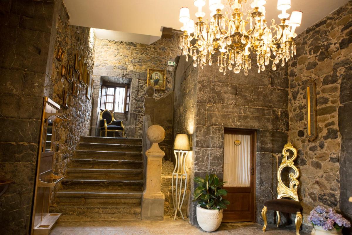 Palacio Torre de Ruesga