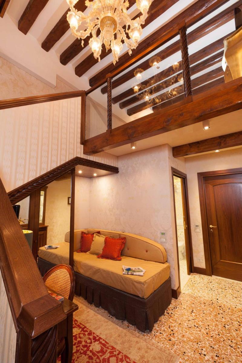 Hotel Palazzo Stern