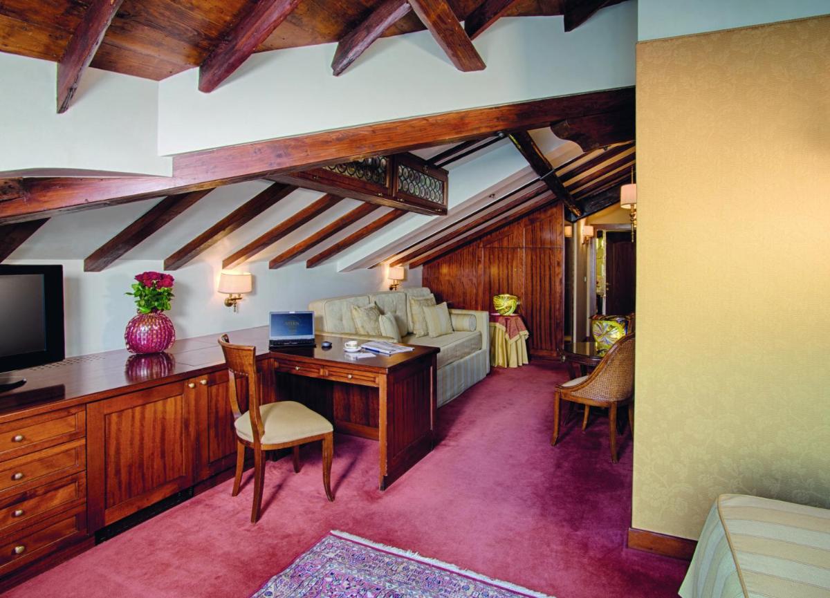 Hotel Palazzo Stern
