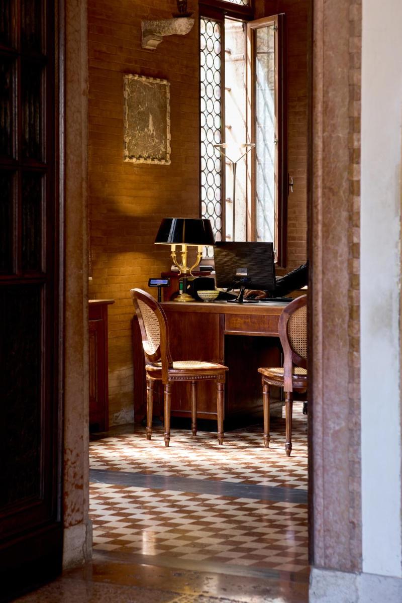 Hotel Palazzo Stern