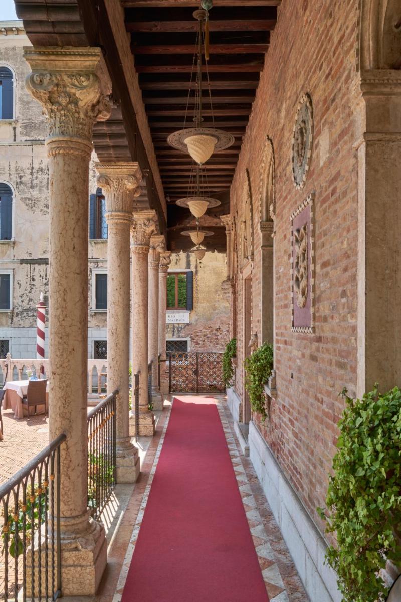 Hotel Palazzo Stern