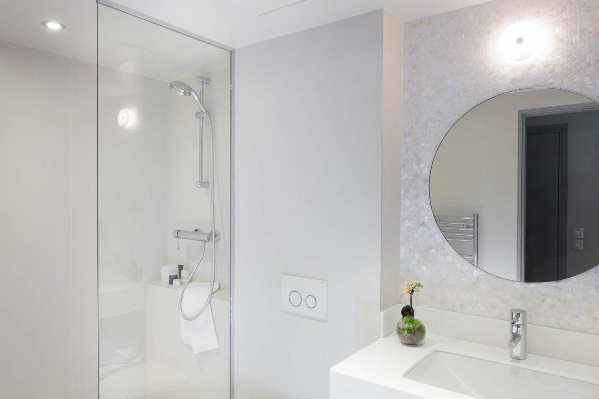 Hôtel Parc Saint-Séverin - Esprit de France