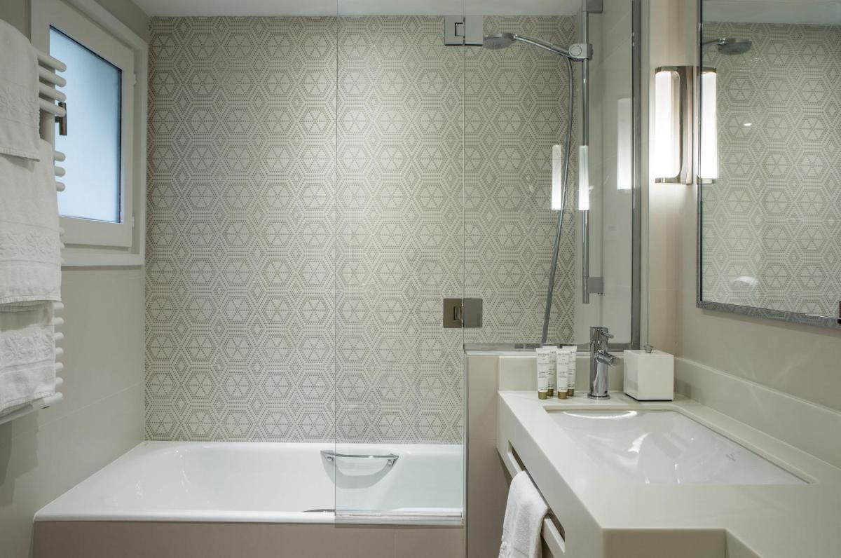 Hôtel Parc Saint-Séverin - Esprit de France