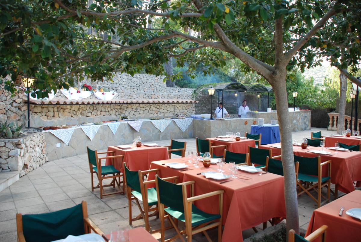 Hotel Petit Cala Fornells