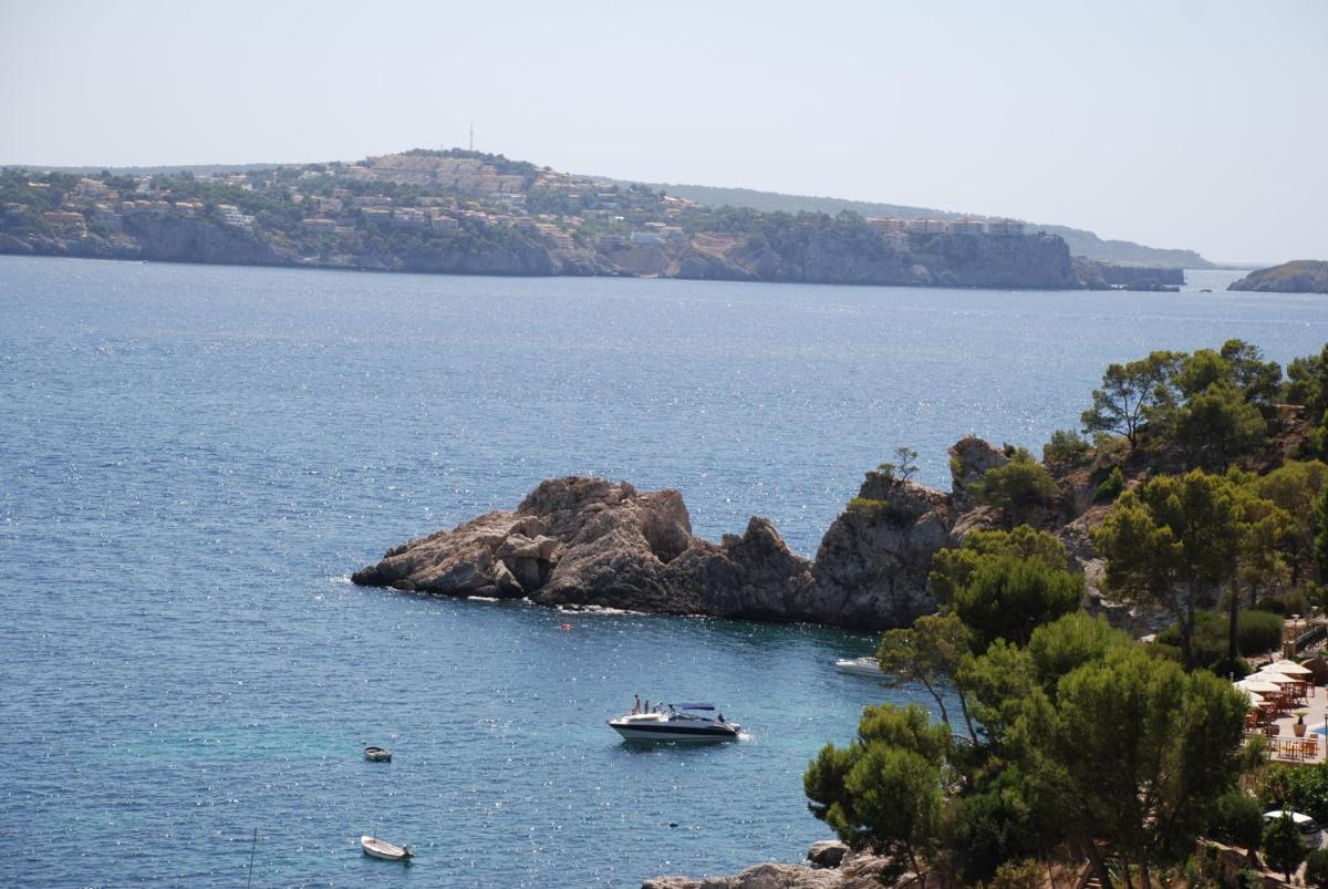 Hotel Petit Cala Fornells