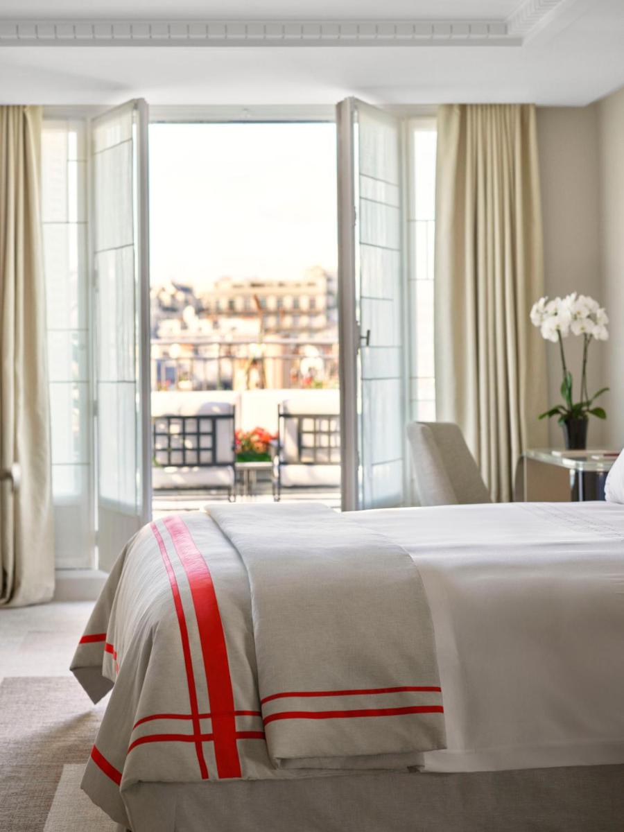 Hôtel Plaza Athénée - Dorchester Collection