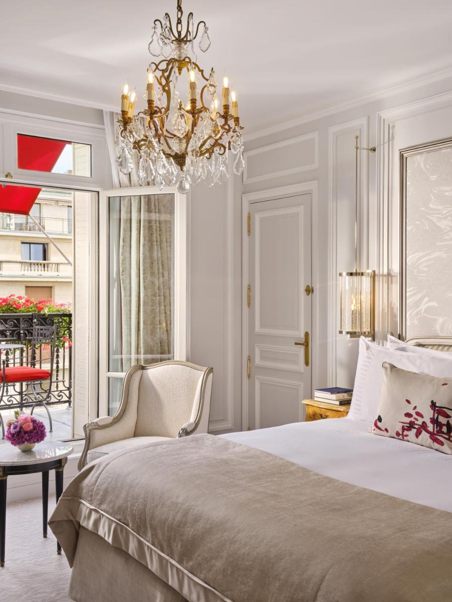 Hôtel Plaza Athénée - Dorchester Collection