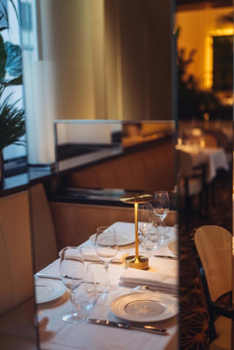 Hôtel Plaza Athénée - Dorchester Collection