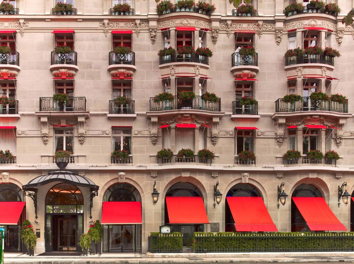 Hôtel Plaza Athénée - Dorchester Collection