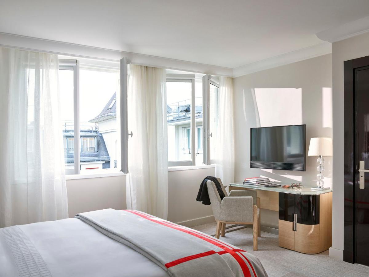 Hôtel Plaza Athénée - Dorchester Collection