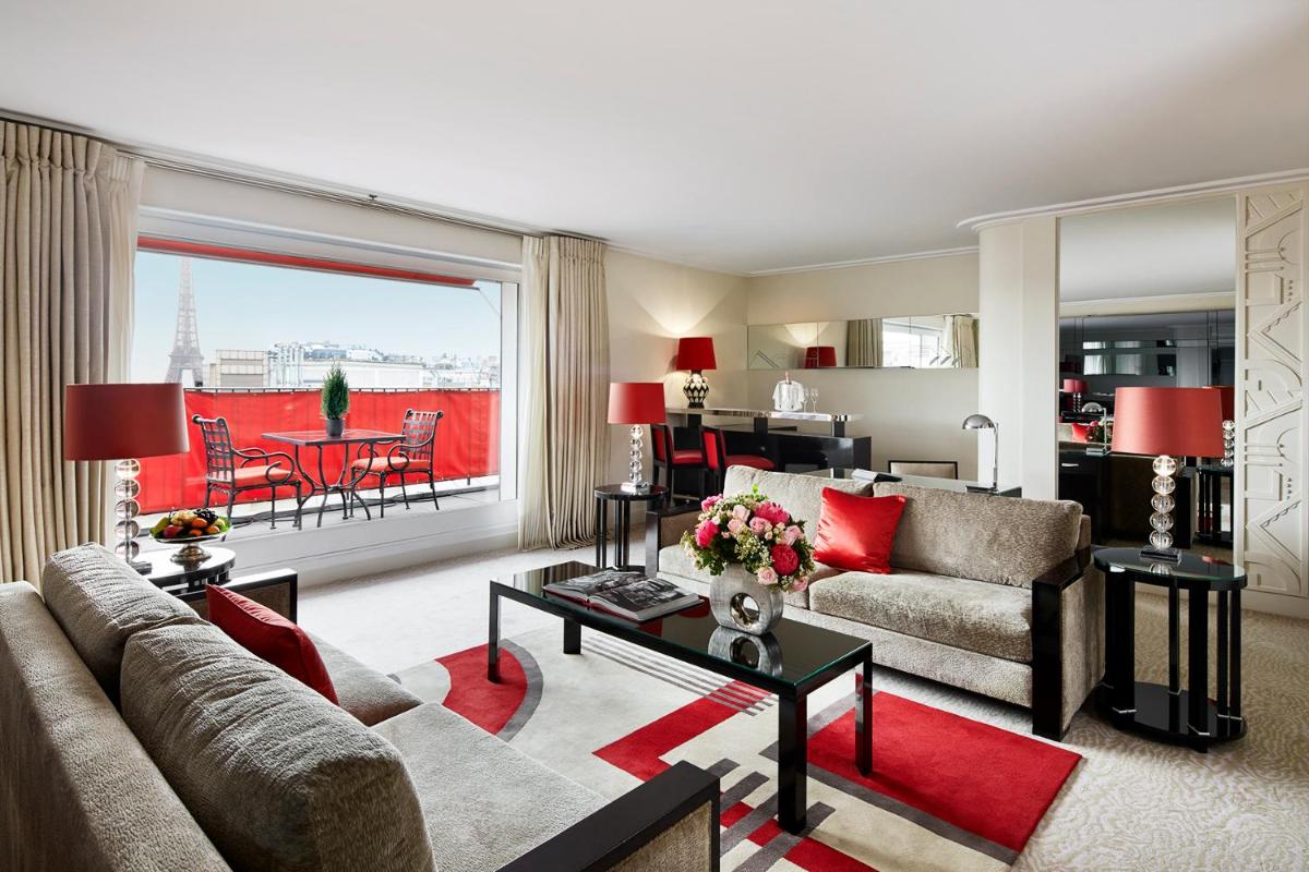 Hôtel Plaza Athénée - Dorchester Collection