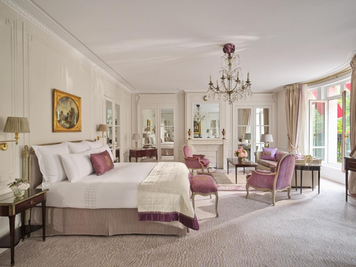 Hôtel Plaza Athénée - Dorchester Collection