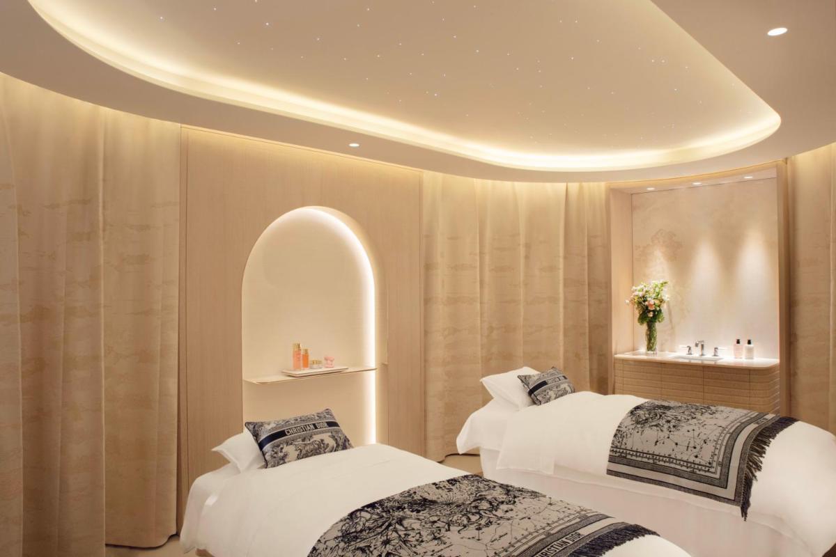Hôtel Plaza Athénée - Dorchester Collection