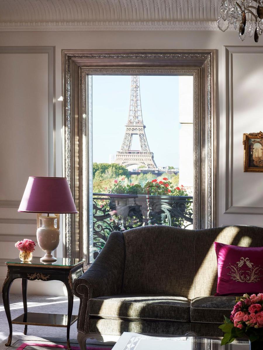 Hôtel Plaza Athénée - Dorchester Collection