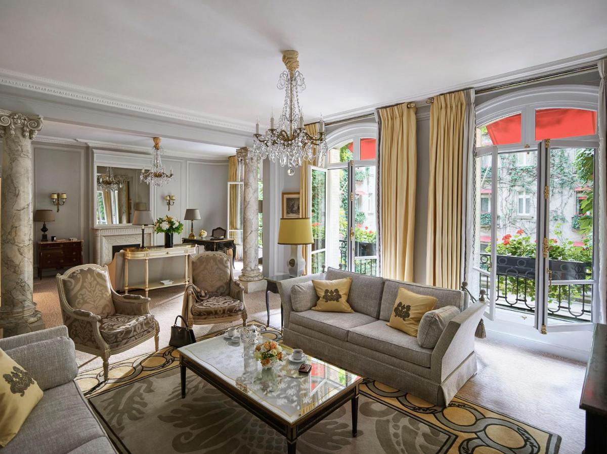 Hôtel Plaza Athénée - Dorchester Collection