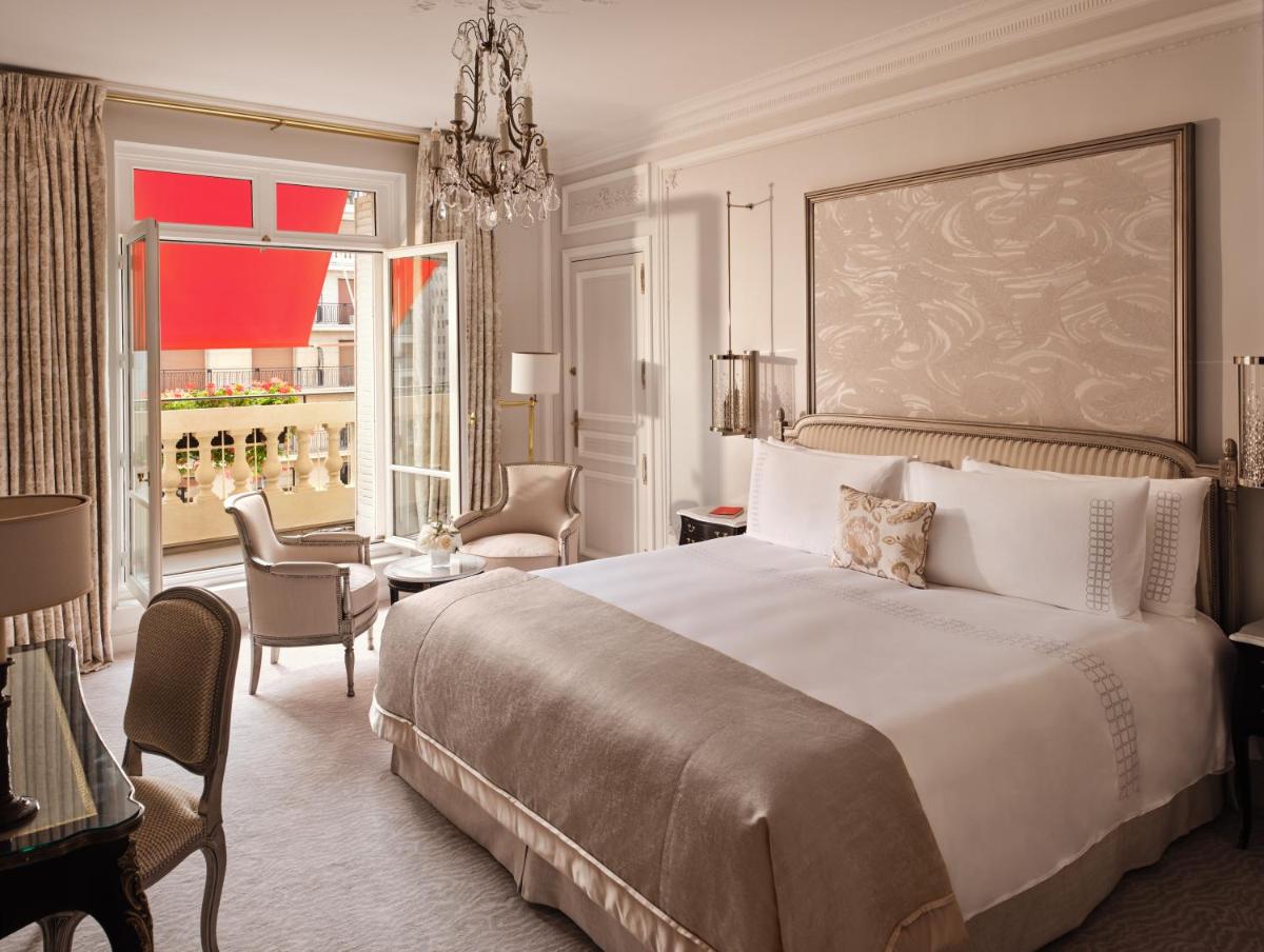 Hôtel Plaza Athénée - Dorchester Collection