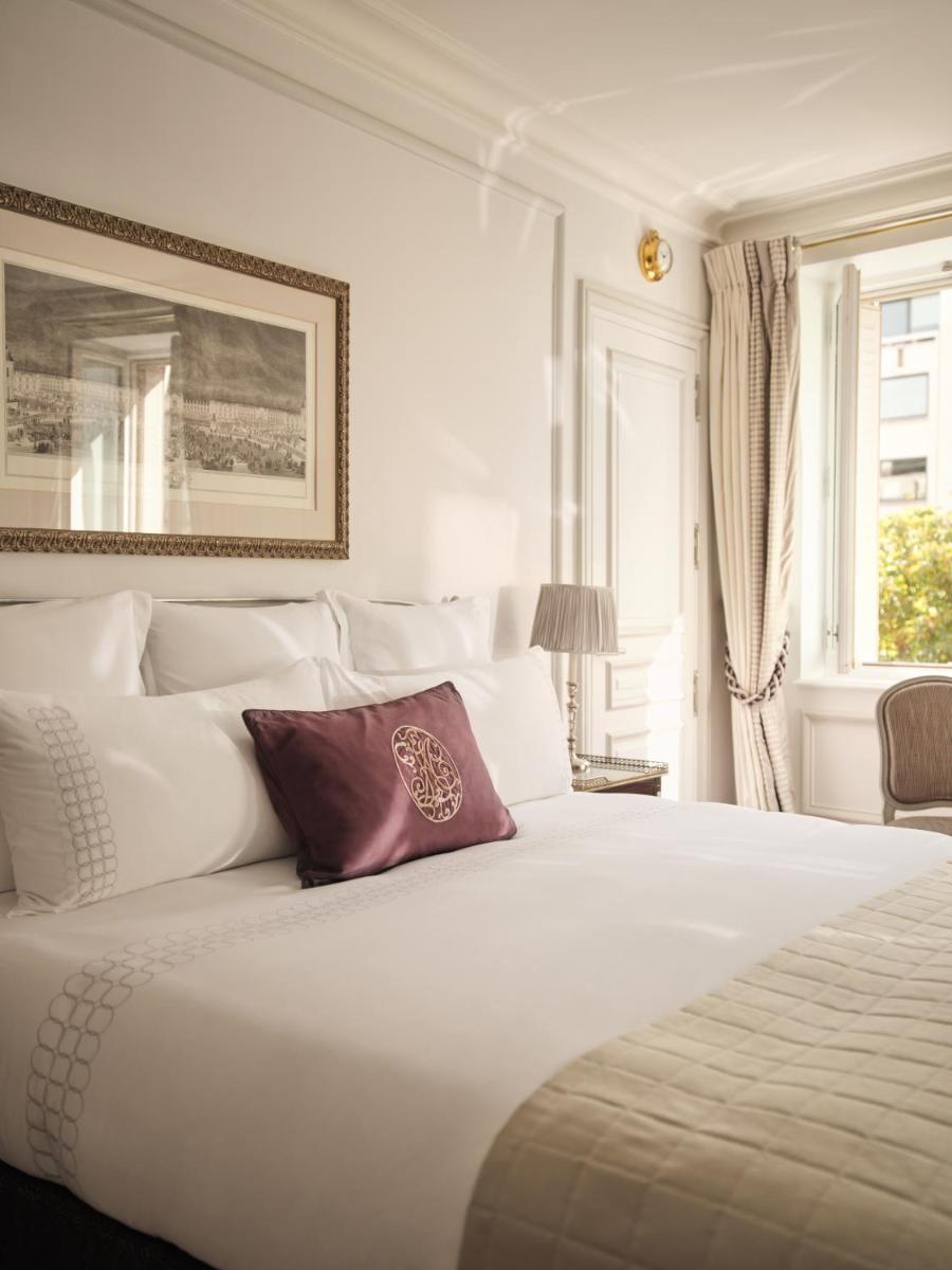 Hôtel Plaza Athénée - Dorchester Collection
