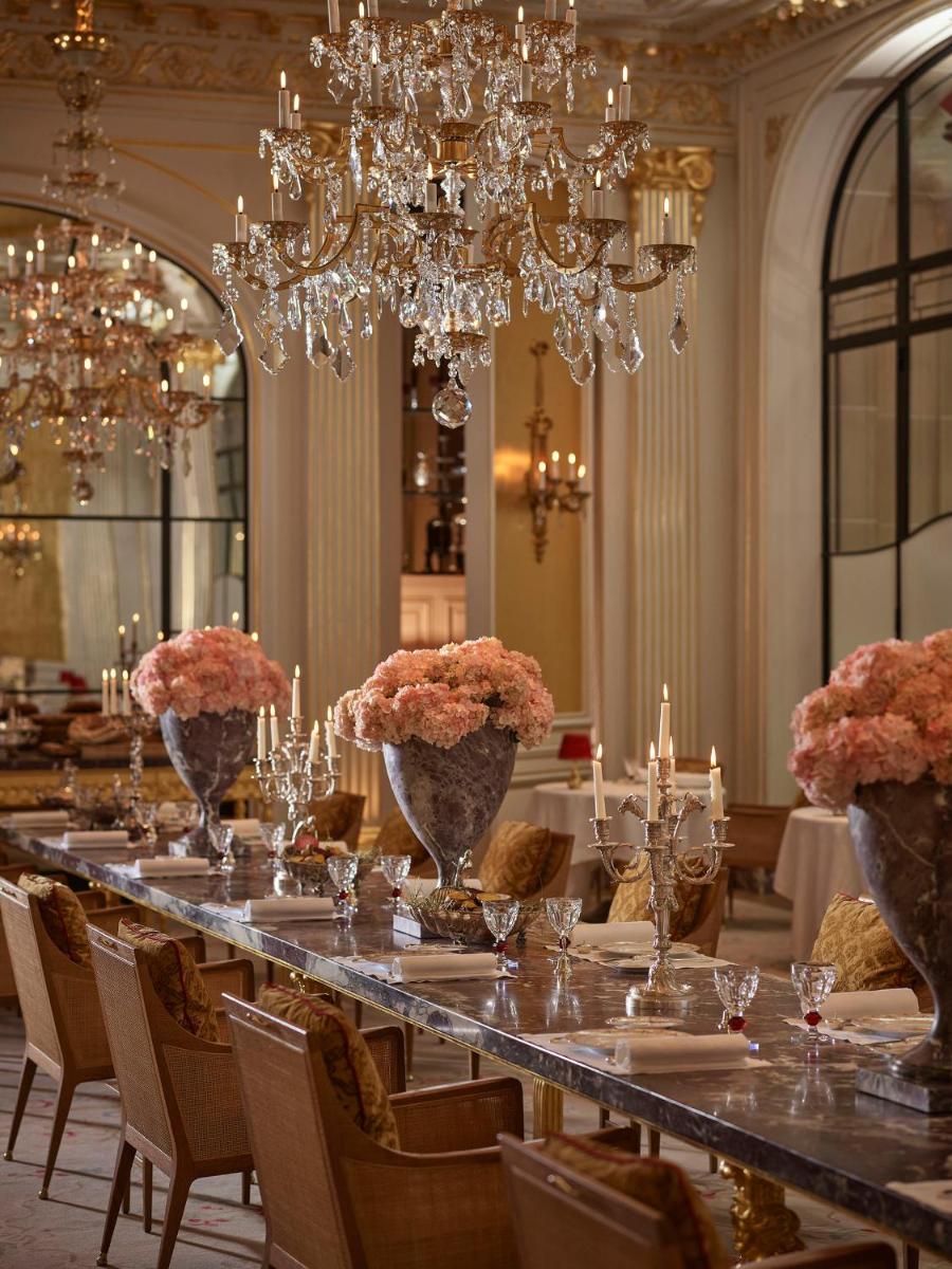 Hôtel Plaza Athénée - Dorchester Collection