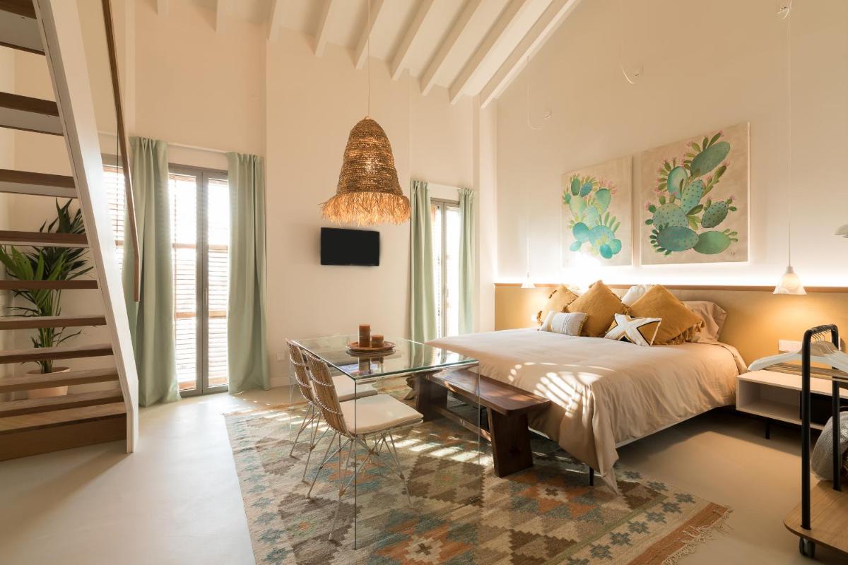 Hotel Portmany