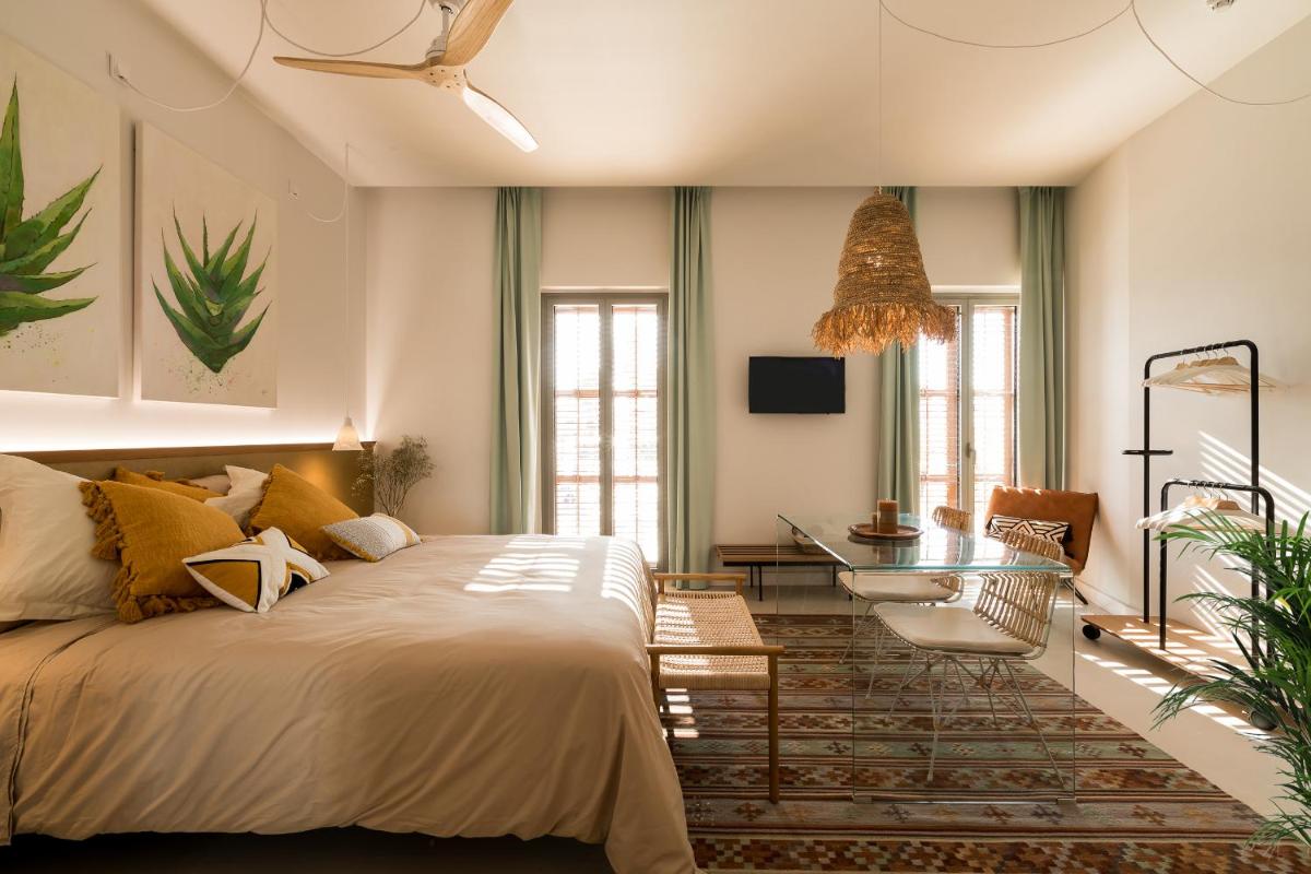 Hotel Portmany