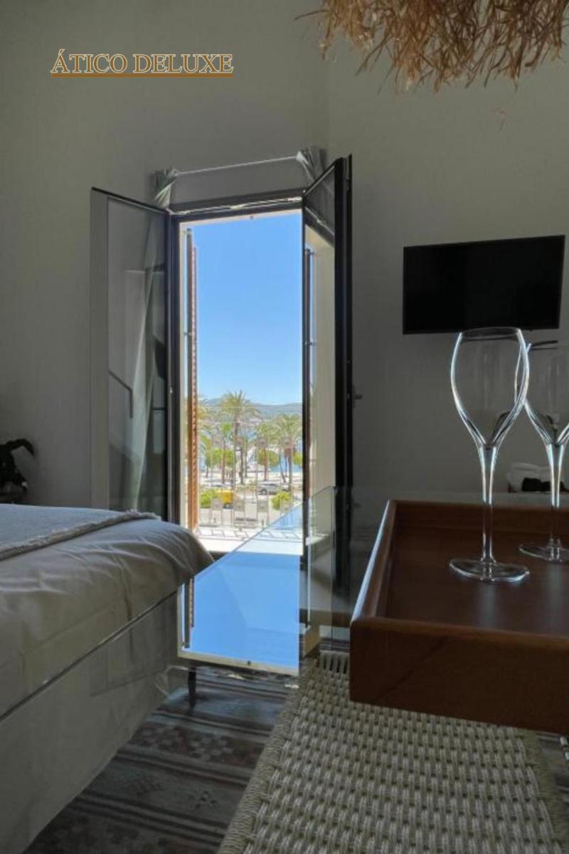 Hotel Portmany