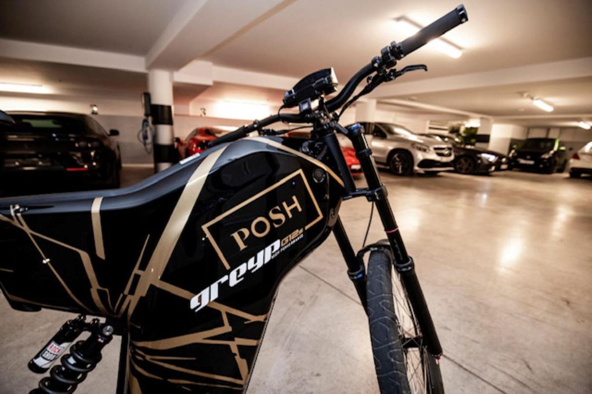 Posh Residence Luxury Suites