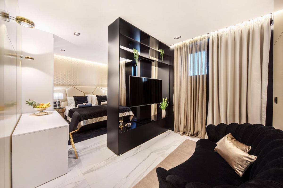 Posh Residence Luxury Suites