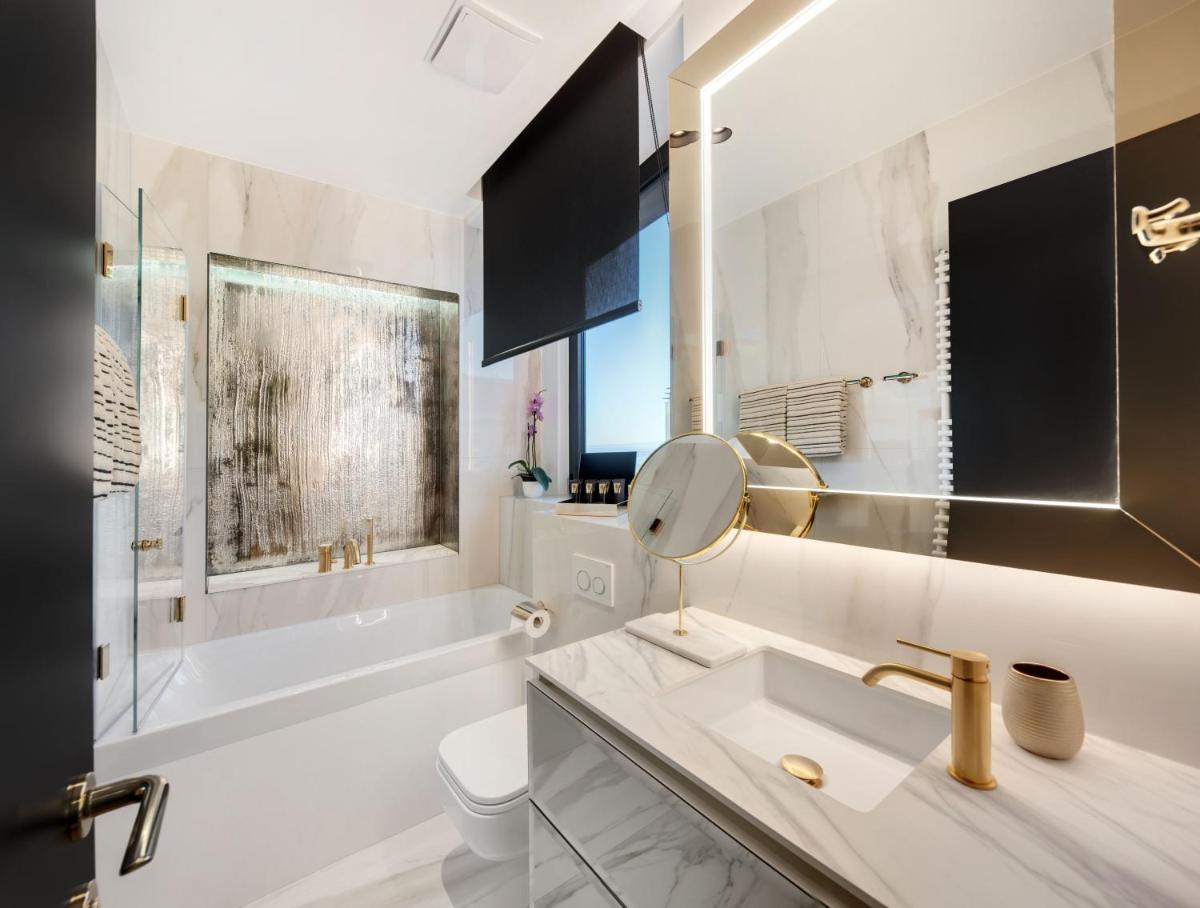 Posh Residence Luxury Suites