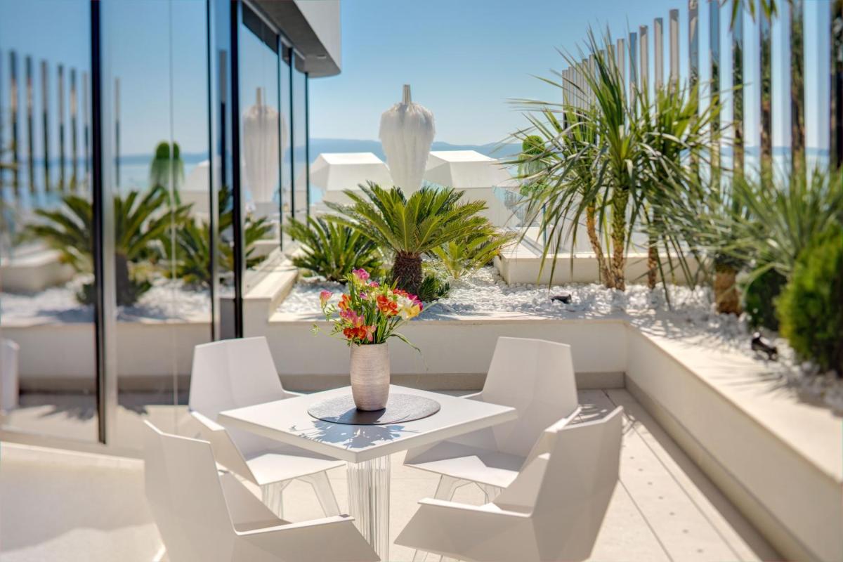 Posh Residence Luxury Suites