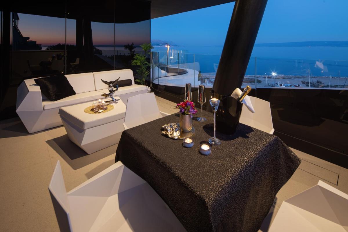 Posh Residence Luxury Suites