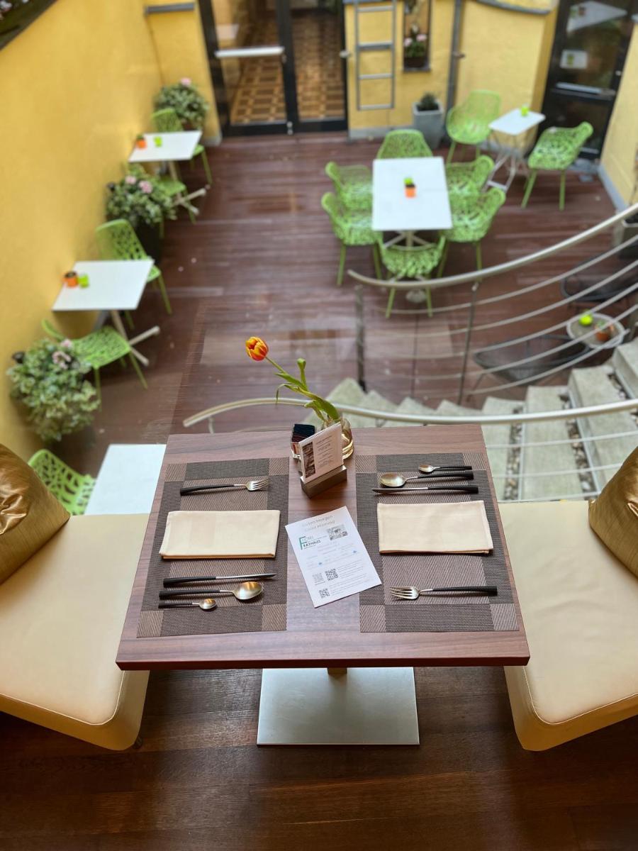 Hotel Rathaus - Wein & Design