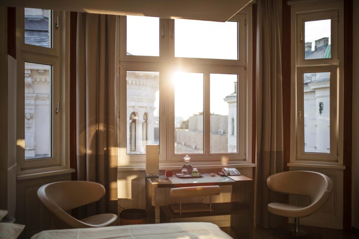 Hotel Rathaus - Wein & Design