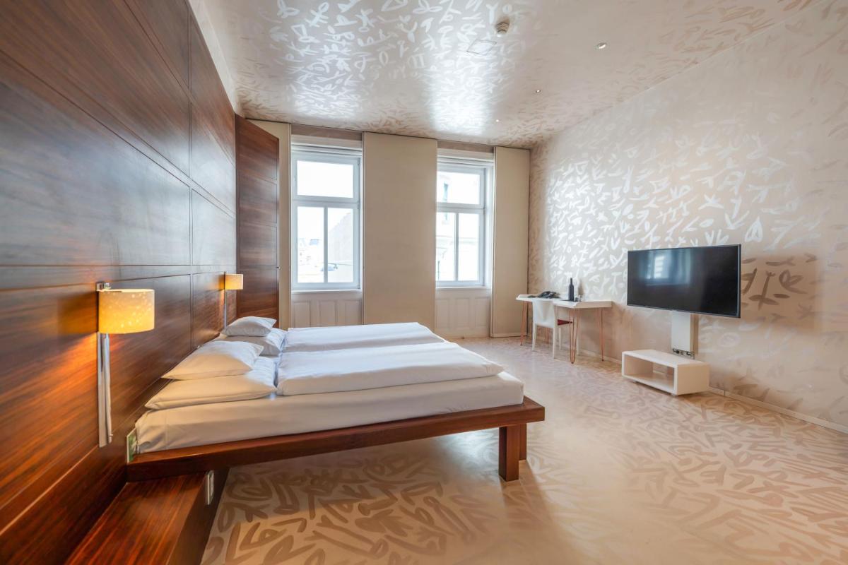 Hotel Rathaus - Wein & Design