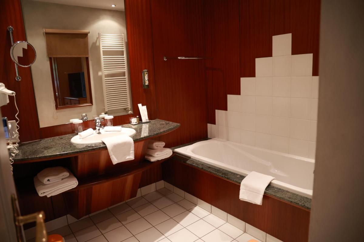 Hotel - Restaurant Le Cerf & Spa