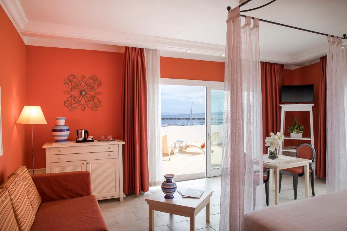 Lu' Hotel Riviera - Carloforte