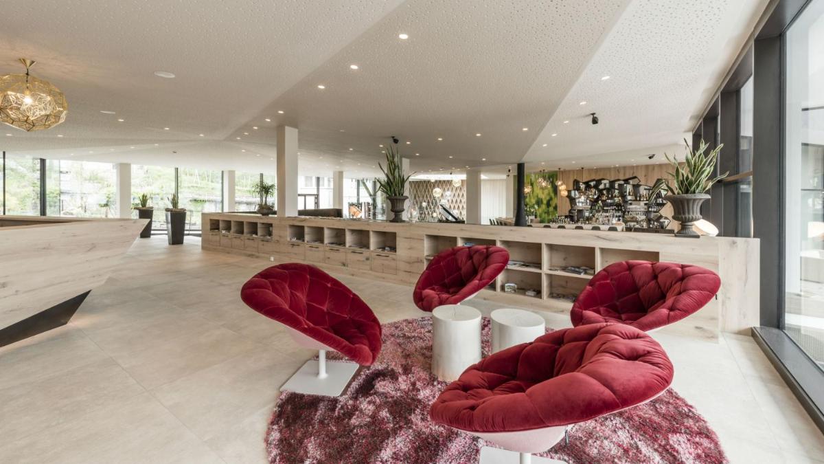 Hotel Rosengarten (Schenna Resort)