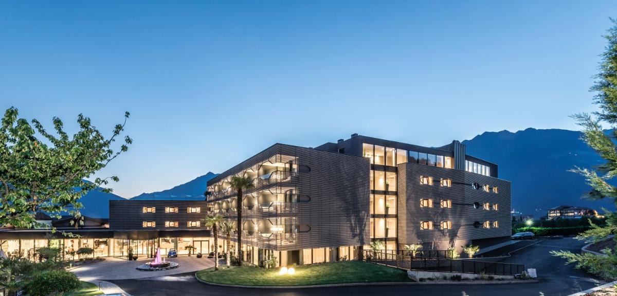 Hotel Rosengarten (Schenna Resort)