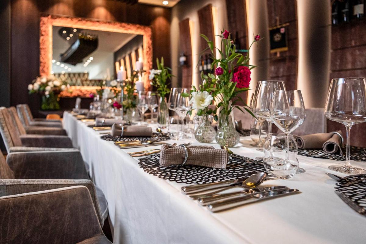 Hotel Rosengarten (Schenna Resort)