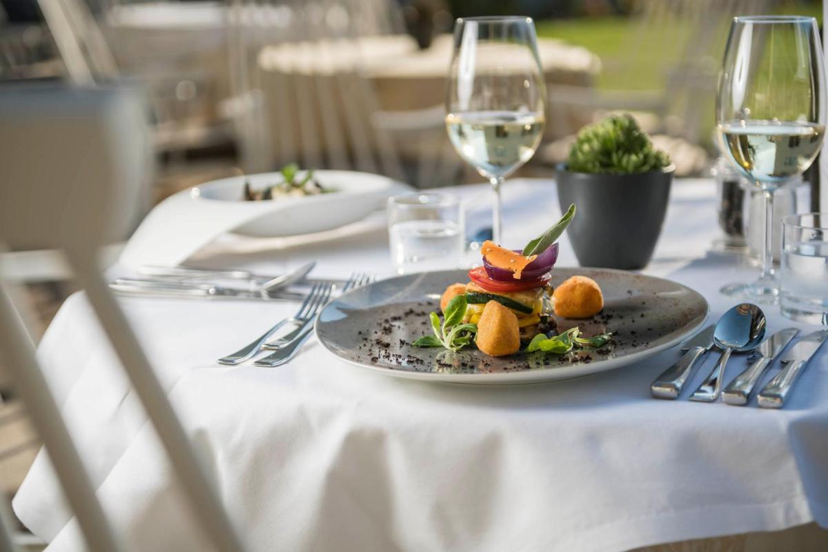 Hotel Rosengarten (Schenna Resort)