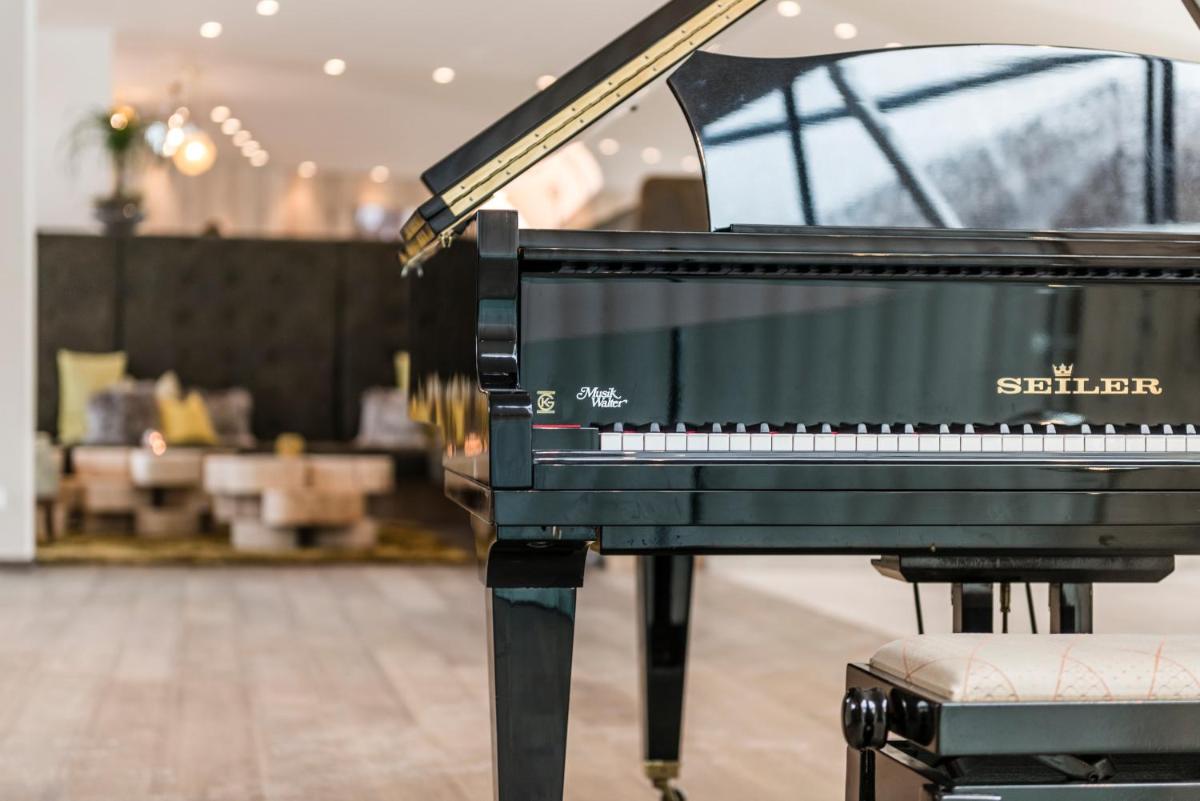 Hotel Rosengarten (Schenna Resort)