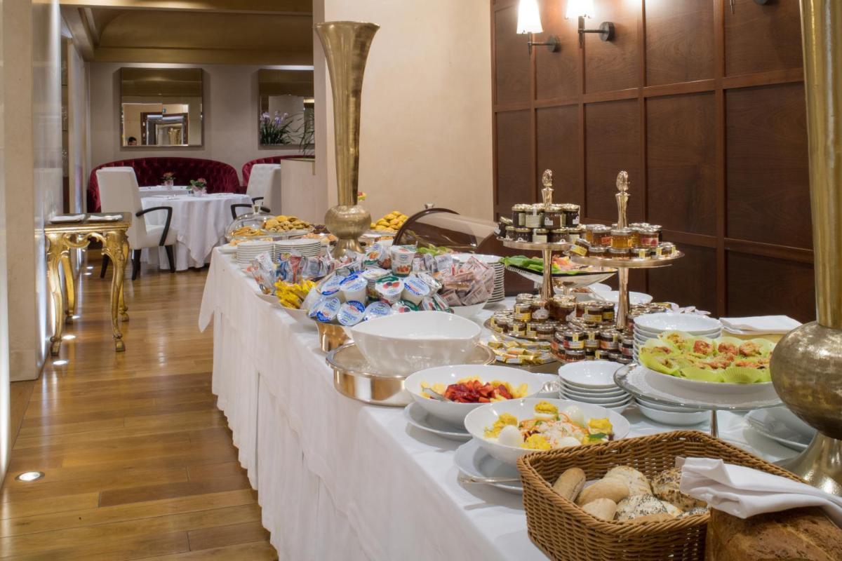 Hotel Rua Frati 48 in San Francesco