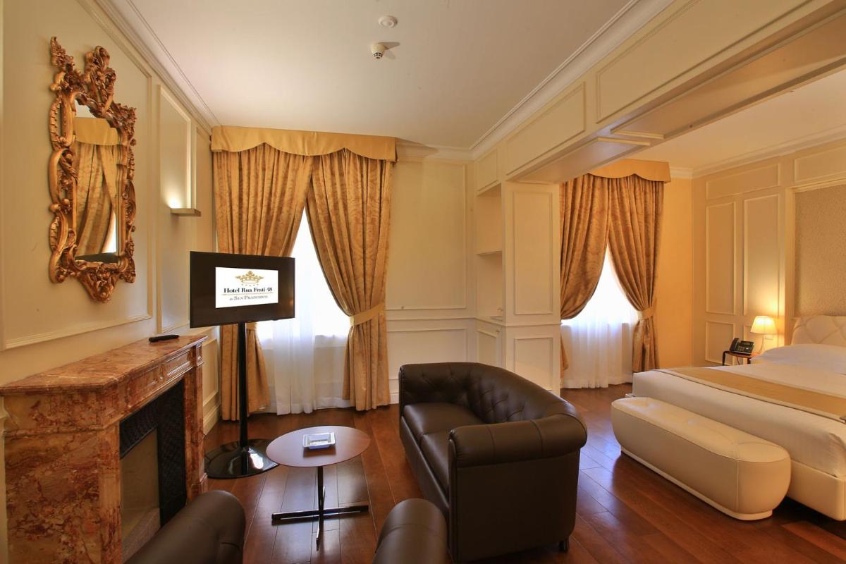 Hotel Rua Frati 48 in San Francesco